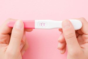 Hamile Kalmak için Adetten Kaç Gün Sonra İlişkiye Girilmeli pozitif hamilelik